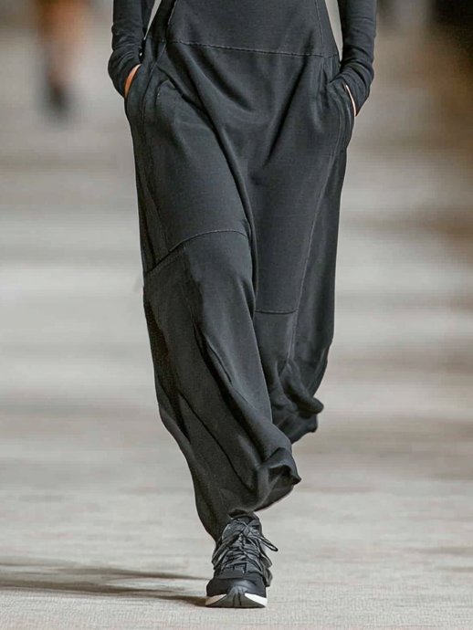 Robe Longue en Mélange de Coton pour Femmes avec Col Mi-Haut et Fermeture Éclair, Coupe Ample, Style Décontracté Athleisure – Noir