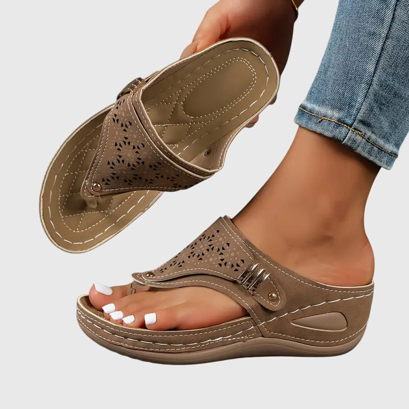 Sandales Wedge Orthopédiques pour Femmes avec Support Ergonomique de la Voûte Plantaire et Semelle Amortissante – Kaylie