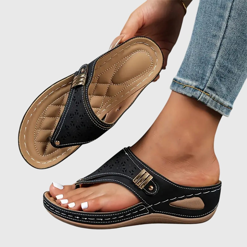 Orthopädische Keilsandalen für Damen mit ergonomischer Fußgewölbestütze und dämpfender Sohle – Kaylie