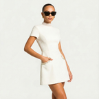 Robe Femme Mini Manches Courtes Col Rond Détails en Perles Poches Fonctionnelles Silhouette Ajustée Smart Formelle Cocktail Soirée Bureau Quotidien – Perléa