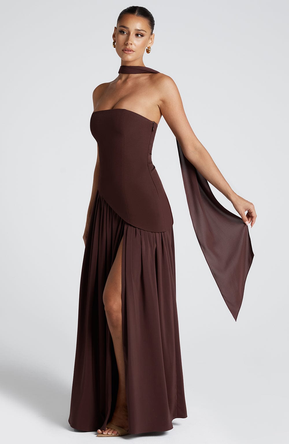 Robe Longue Élegante Sans Manches pour Femmes Ajustée Fendue Formelle Soirée Mariage Invité Sophistiquée – Mya