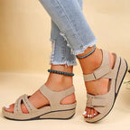 Sandali Zeppa Ortopedici da Donna con Cinturino Regolabile, Punta Aperta, Supporto dell'Arco Plantare, Scarpe Estive Casual – Alfreda