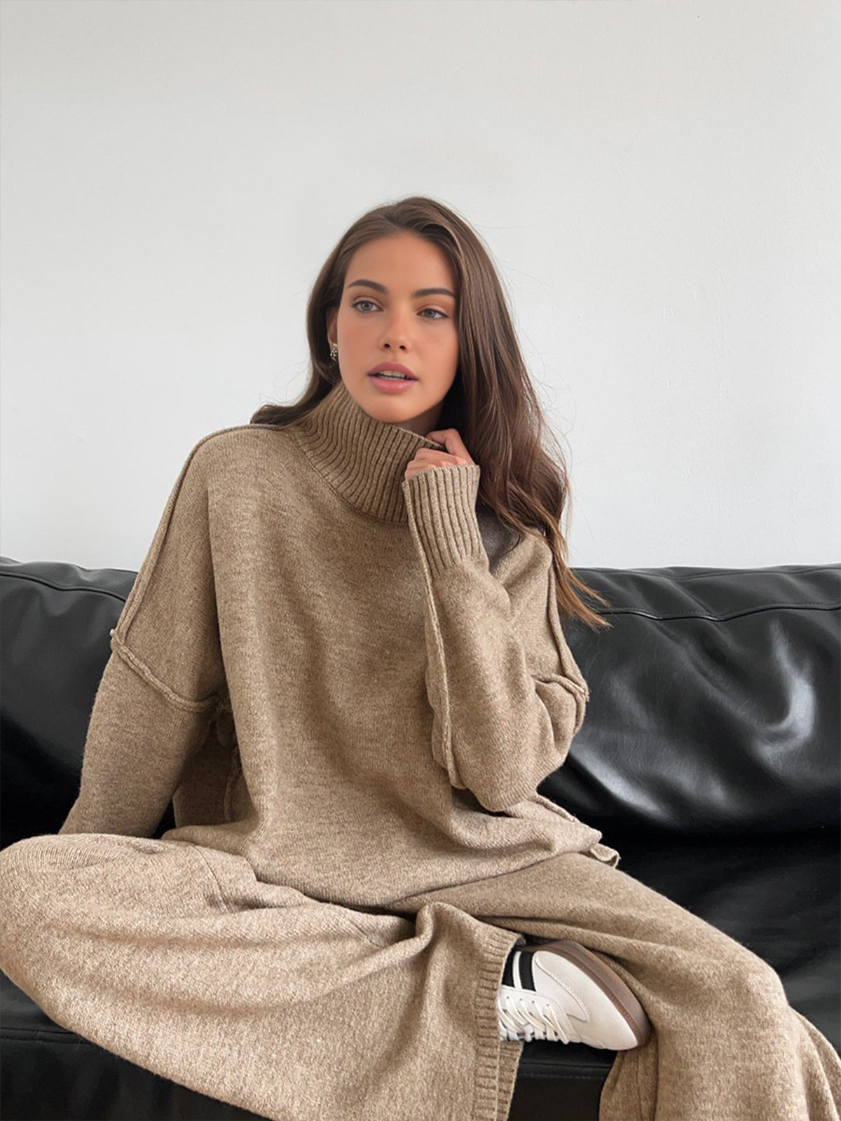 Ensemble de Lounge en Maille Douce avec Col Roulé pour Femmes, Pantalons Amples et Confortables, Casual d'Hiver pour le Quotidien