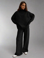 Completo lounge in maglia morbida con collo alto per donna, pantaloni ampi e comodi, casual invernale per tutti i giorni