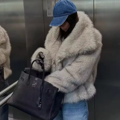 Hiverline Liora — La Douceur en Mouvement