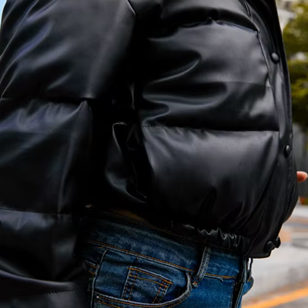 Veste Puffy Cuir – Hiverline, Douce Chaleur d’Hiver