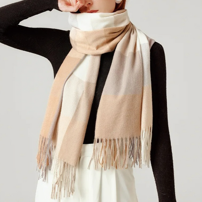 Le Châle Évanescent