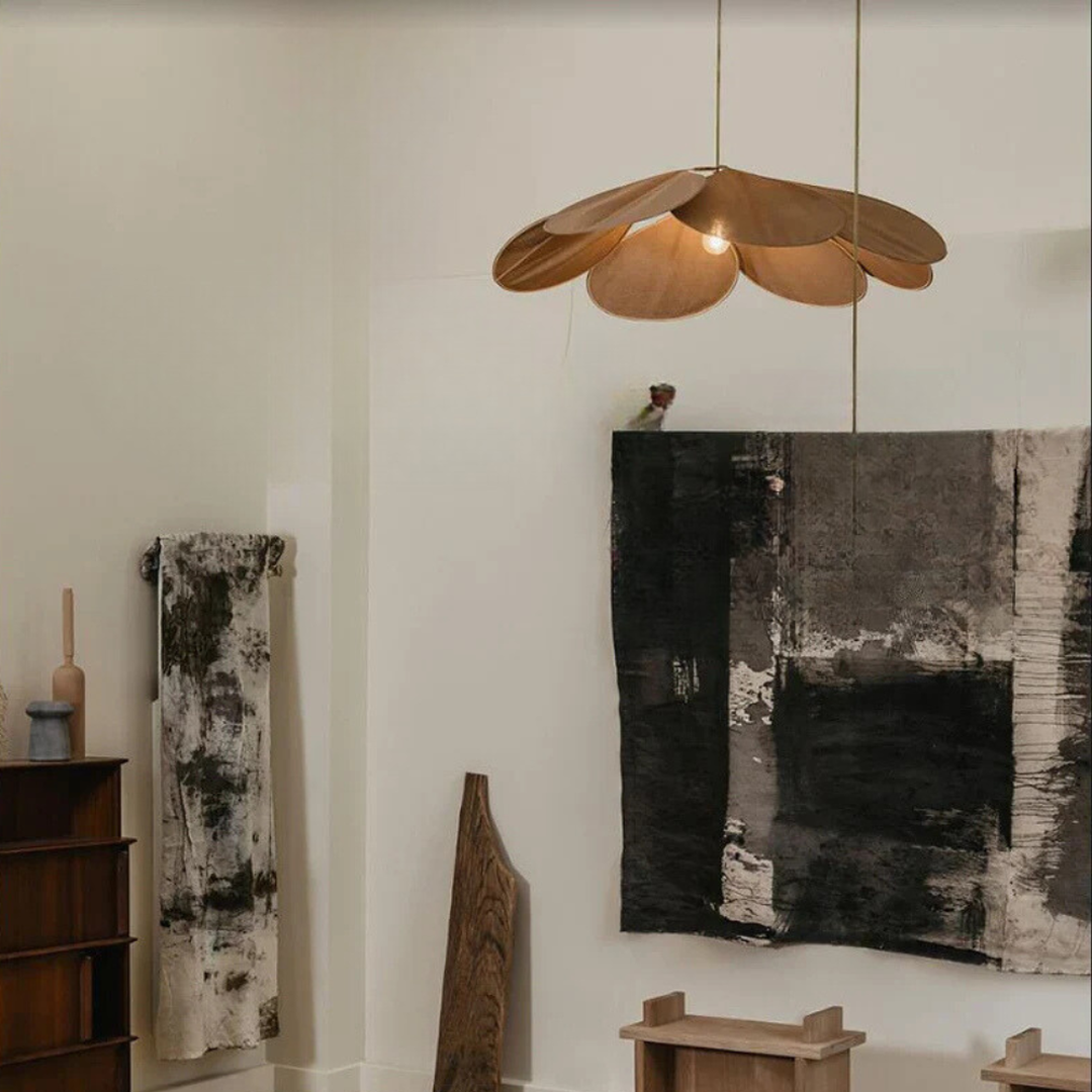 Suspension Lumineuse en Pétales de Fleurs | Ambiance Élégante