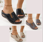 Orthopädische Damen Sandalen mit Keilabsatz, vorne offen, Slip-On, gepolsterte Sohle, Fußgewölbestütze, lässig, Strand, Sommer – Nude