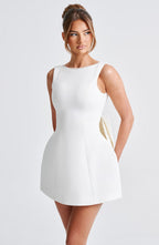 Robe Mini Cocktail à Dos Structuré avec Nœud et Finition Perles pour Femmes - Invité de Mariage, Baby Shower, Anniversaire, Soirée en Amoureux – Rose Poudré