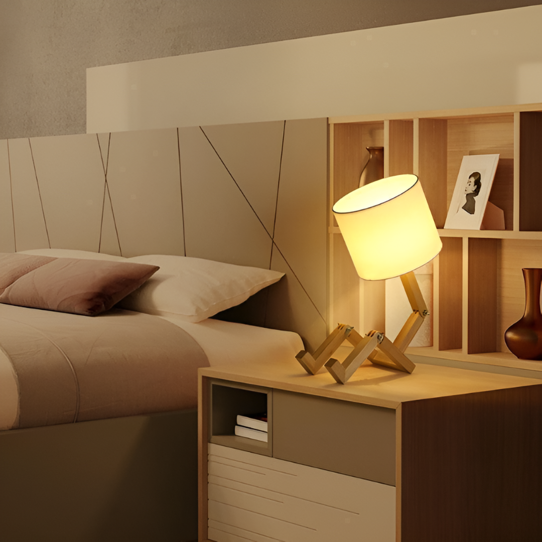 Lampe de Bureau Robot en Bois Massif | Design Original et Innovant