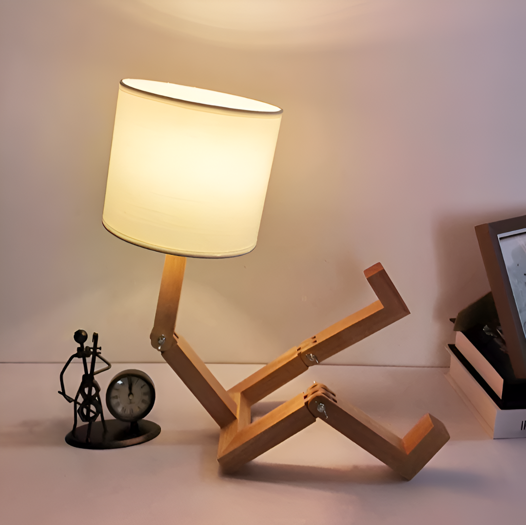 Lampe de Bureau Robot en Bois Massif | Design Original et Innovant