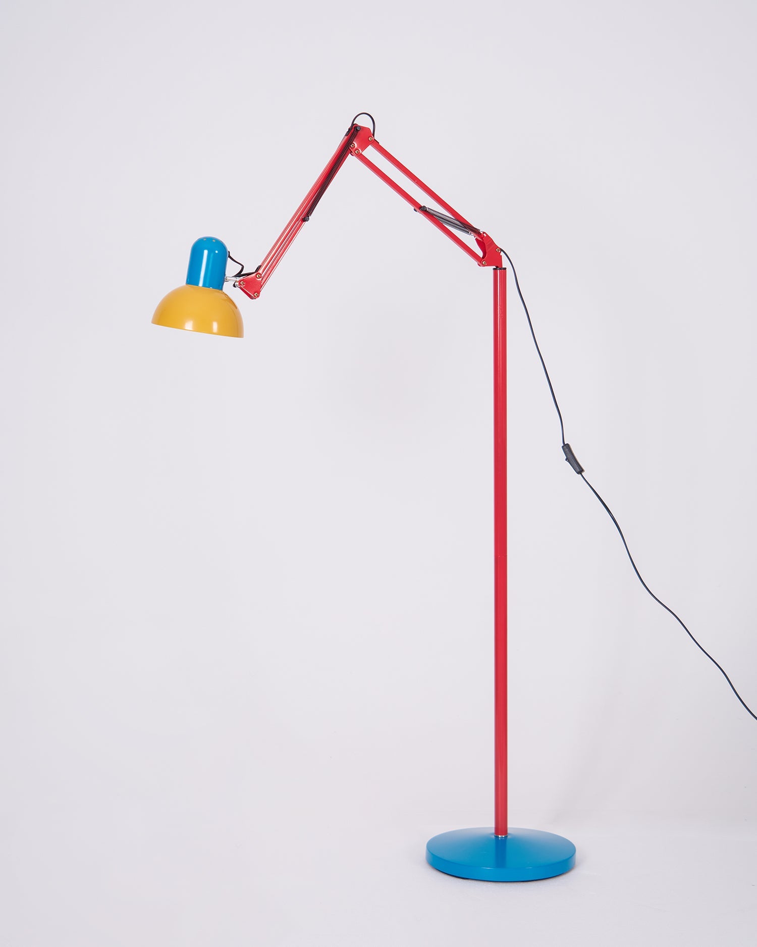Lampe de Sol Flexo Memphis