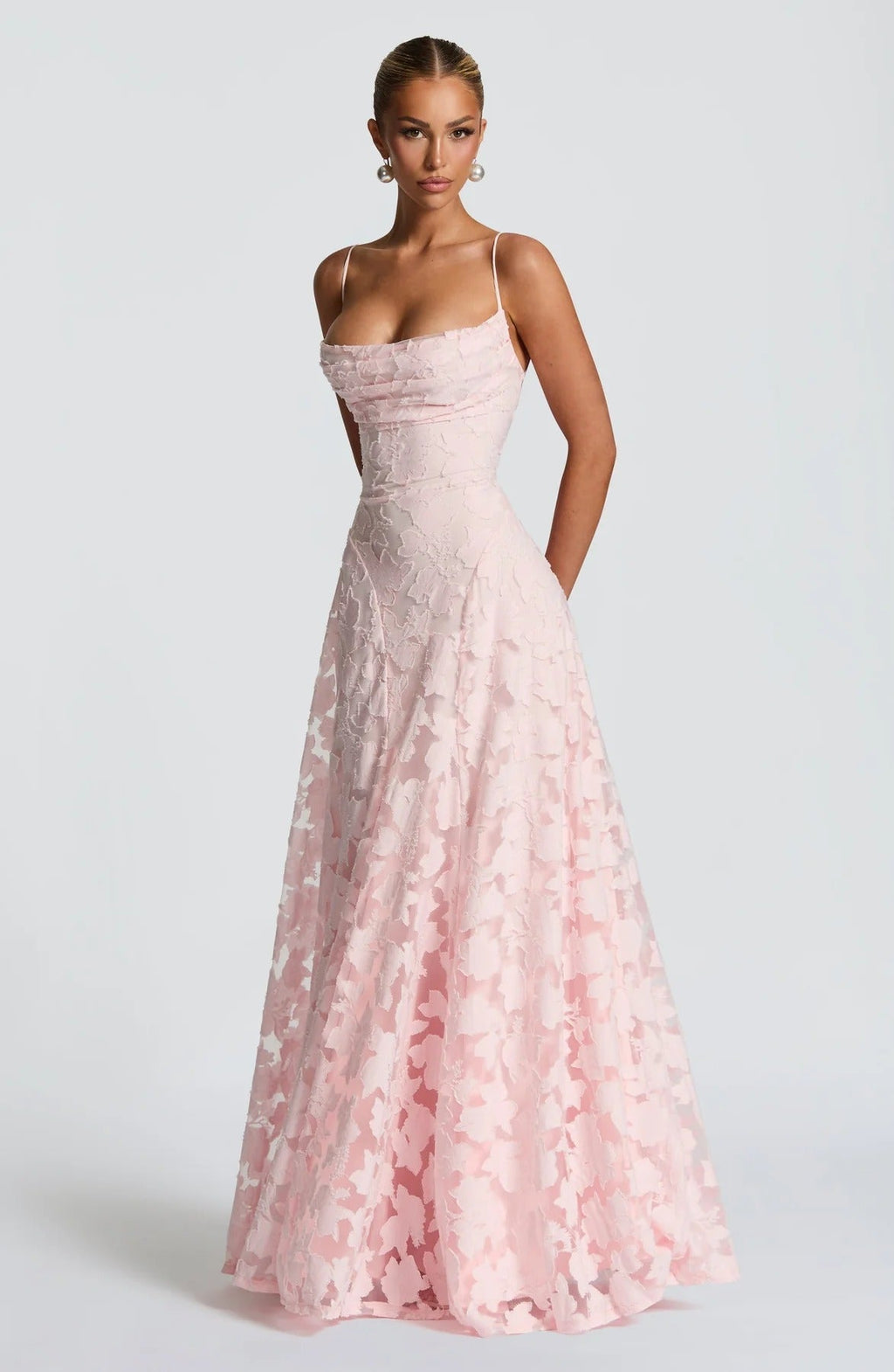 Robe de cérémonie sans manches en jacquard floral maxi pour femme – Briar
