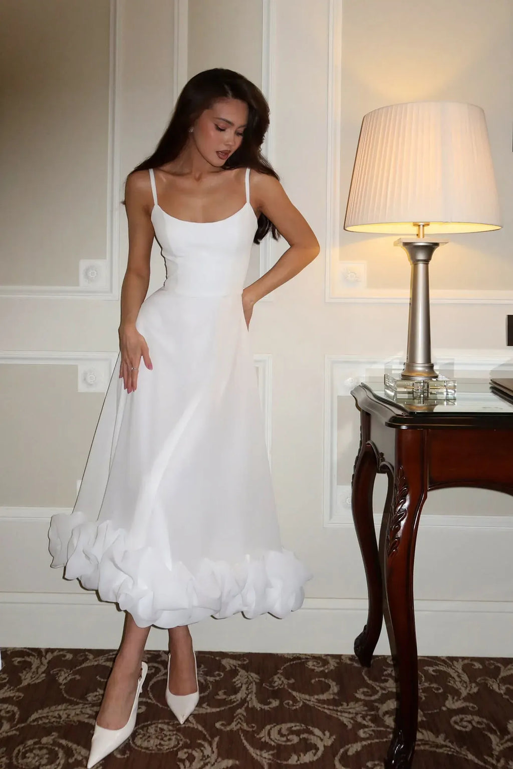 Robe de Mariage Sans Manches Midi pour Femme Silhouette Fluide Taille Définie Légère Polyvalente – Heather