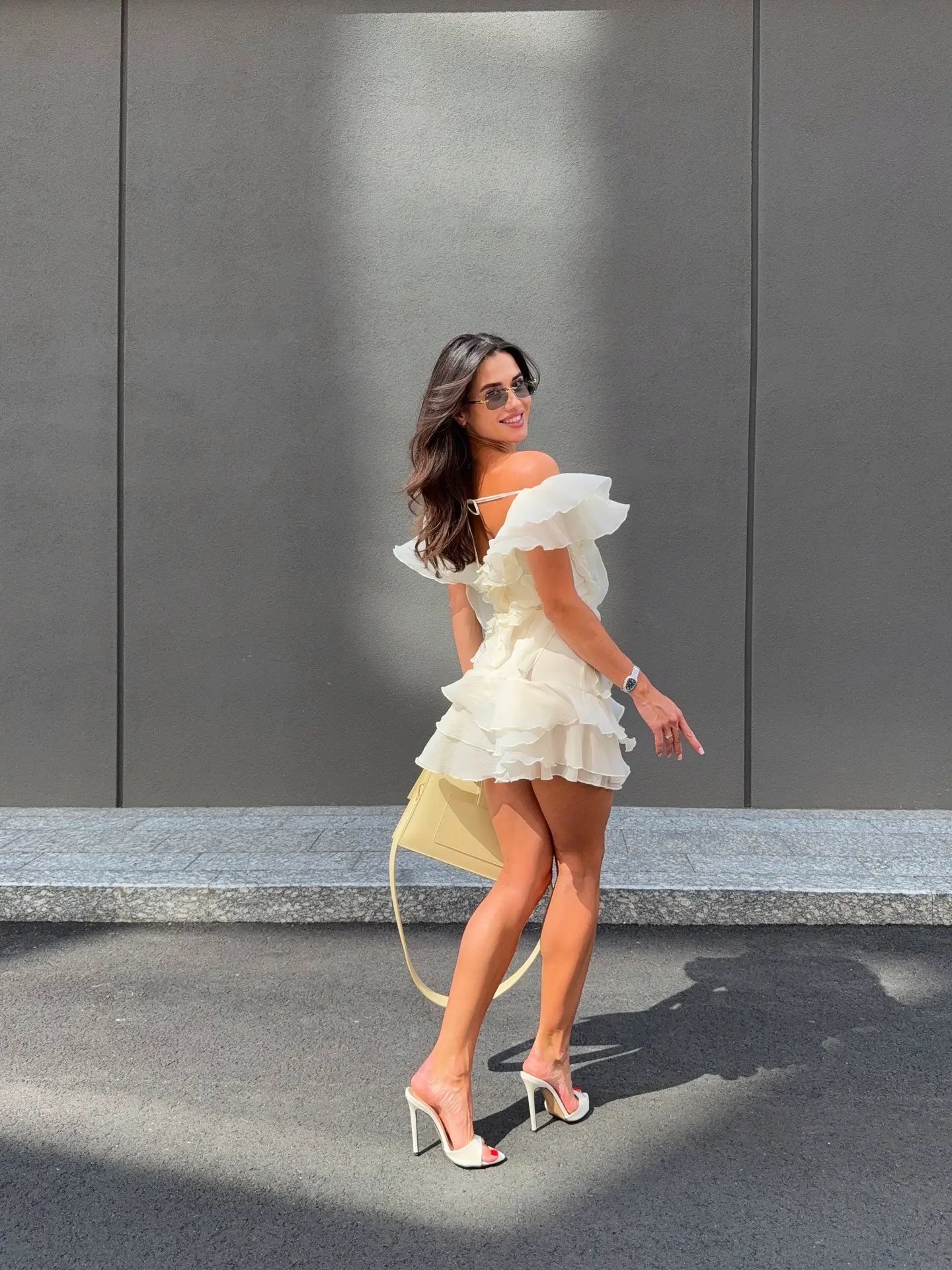 Robe Femme Mini Volants Épaules Dénudées Décolleté V Fermeture Nœud Dos Sans Manches Cocktail Soirée Date Night Fête Cérémonie Été Formelle – Jazlyn