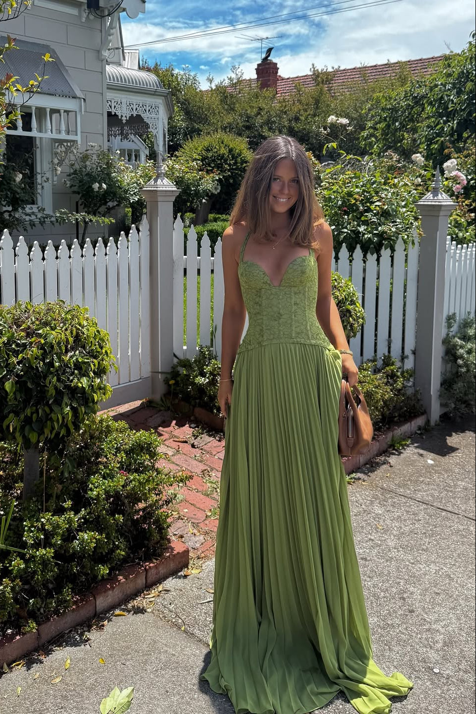 Robe de Mariée Longue pour Femme en Dentelle Plissée à Bretelles Fluide Élégante – Kenley