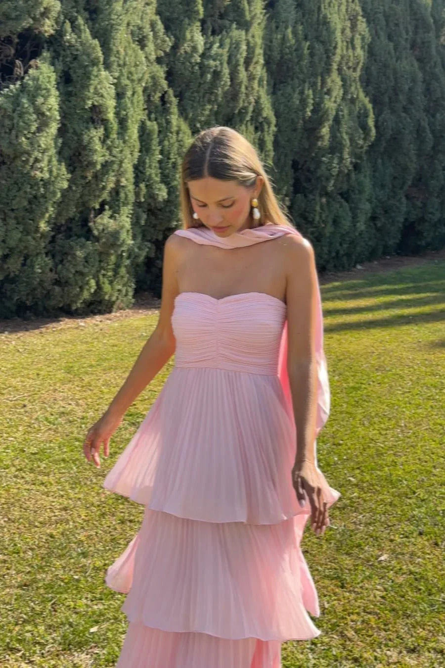 Ärmelloses, ausgestelltes Maxikleid für Damen – Hochzeitsgast, Gartenparty, Zeremonie, Abendgala – Odessa Rosé Puder