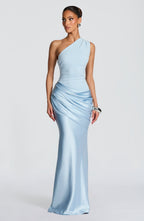 Robe Longue En Satin à Épaule Dénudée Élégante Pour Femmes Avec Corsage En Crêpe Drapé – Ophelia Chocolat
