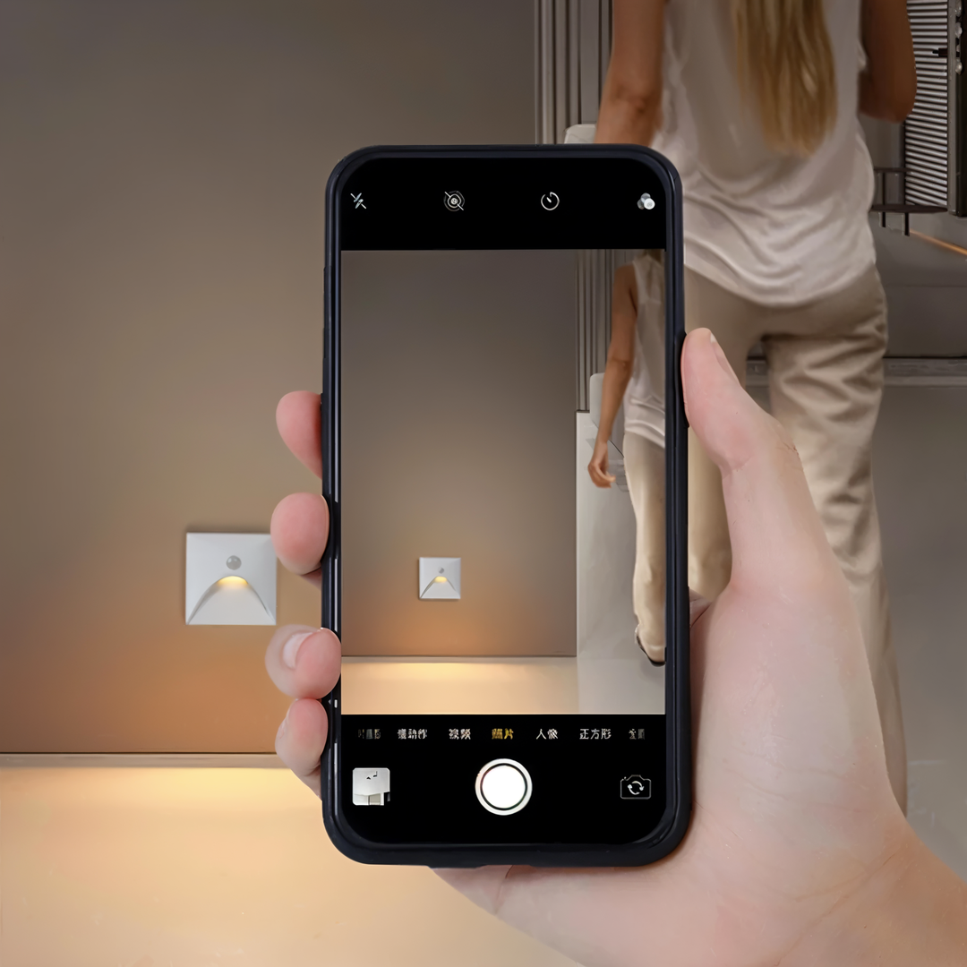 Applique Murale LED IP65 avec Détecteur de Mouvement