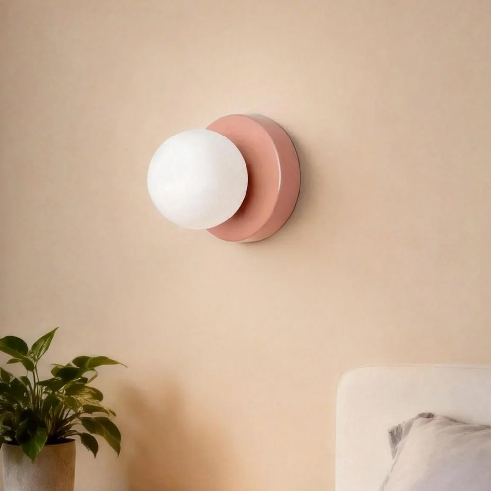 Minimalistische LED-Wandlampe Nachttisch Transparentes Glas Lampenschirm Poliertes Eisen Beige – Klein Einfach