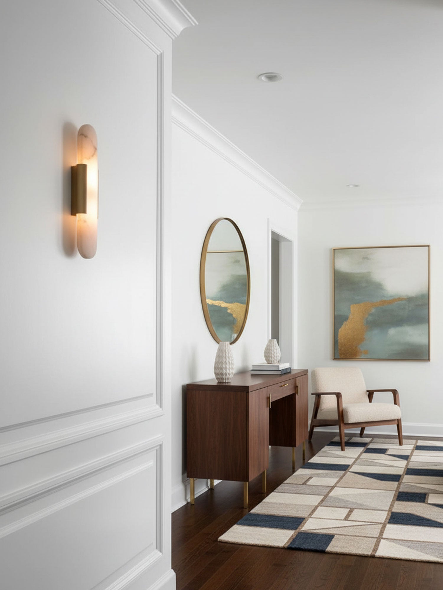 Längliche Wandleuchte aus natürlichem Alabaster, sanftes Licht, eleganter, zeitloser Luxus-Stil