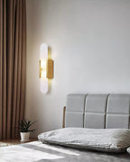 Längliche Wandleuchte aus natürlichem Alabaster, sanftes Licht, eleganter, zeitloser Luxus-Stil