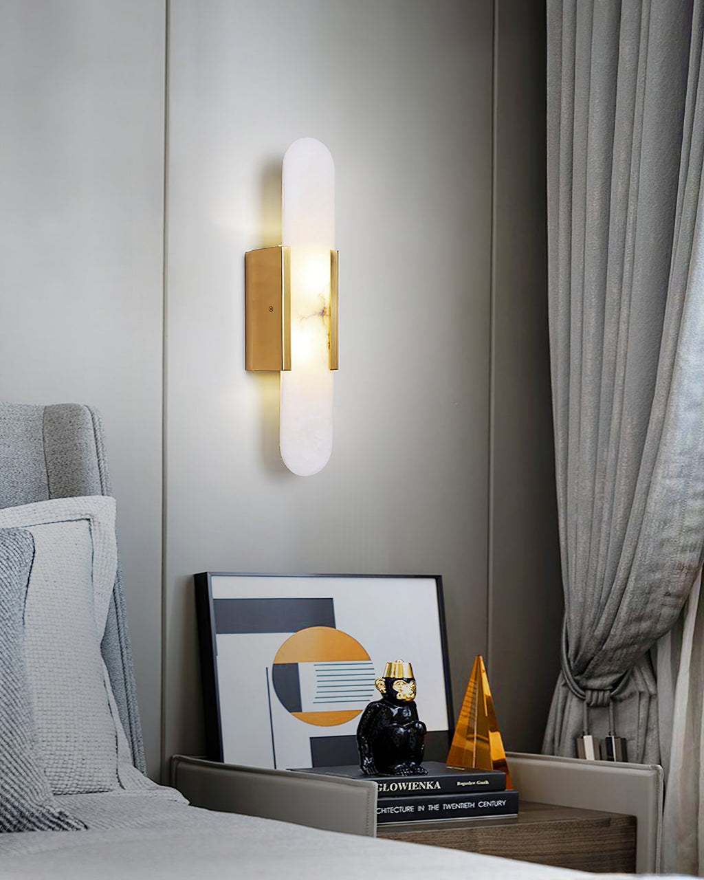 Längliche Wandleuchte aus natürlichem Alabaster, sanftes Licht, eleganter, zeitloser Luxus-Stil