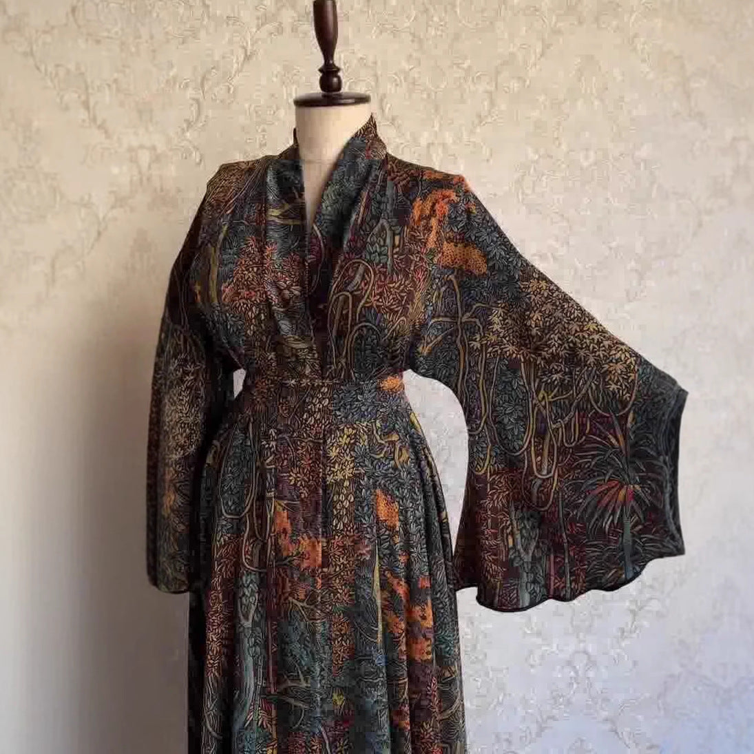 Vestido largo con mangas kimono anchas, cuello en V, ceñido a la cintura, estampado barroco oriental, poliéster, mujer elegante, bohemio, formal, para boda en otoño – Oriental