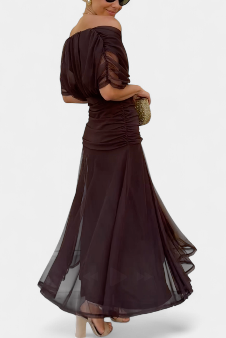 Robe Midi Élégante Femme à Épaules Dénudées, Bodice Drapé et Froncé, Florale et Féminine – Lowenna