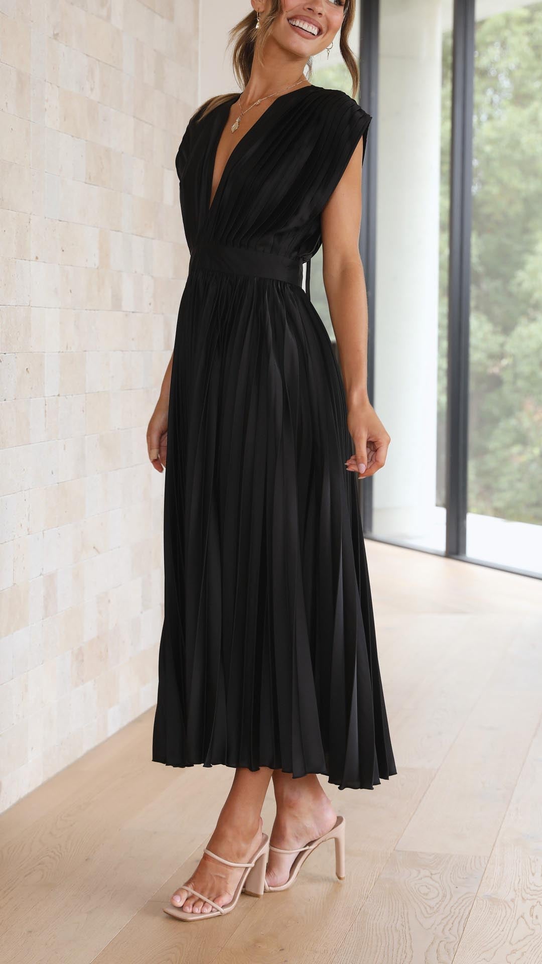 Abito midi plissettato elegante da donna con scollo a V, drappeggiato, fluido, invitata a matrimonio, casual, formale – Maria