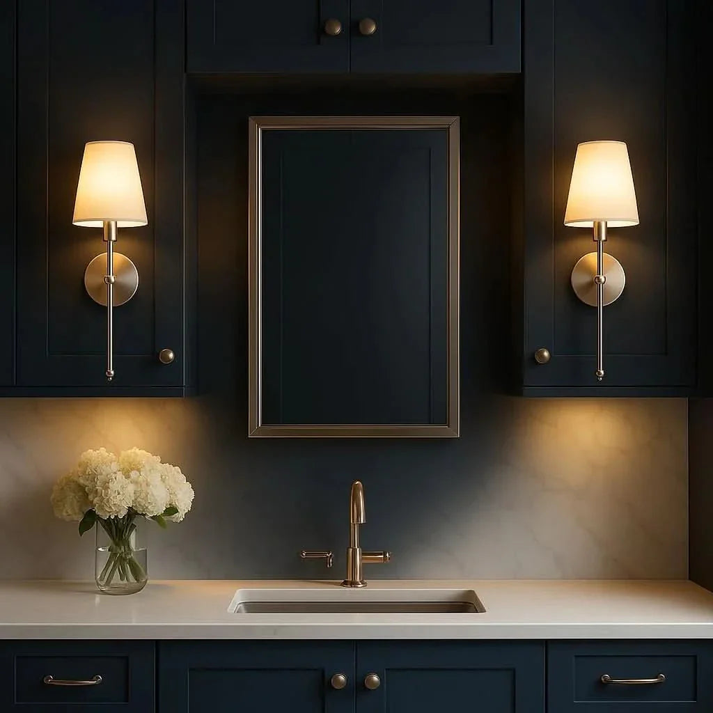 Vintage kabellose Wandlampe Stoff mit goldfarbenen Metallakzenten – kabelloser Stoff für Schlafzimmer und Wohnzimmer