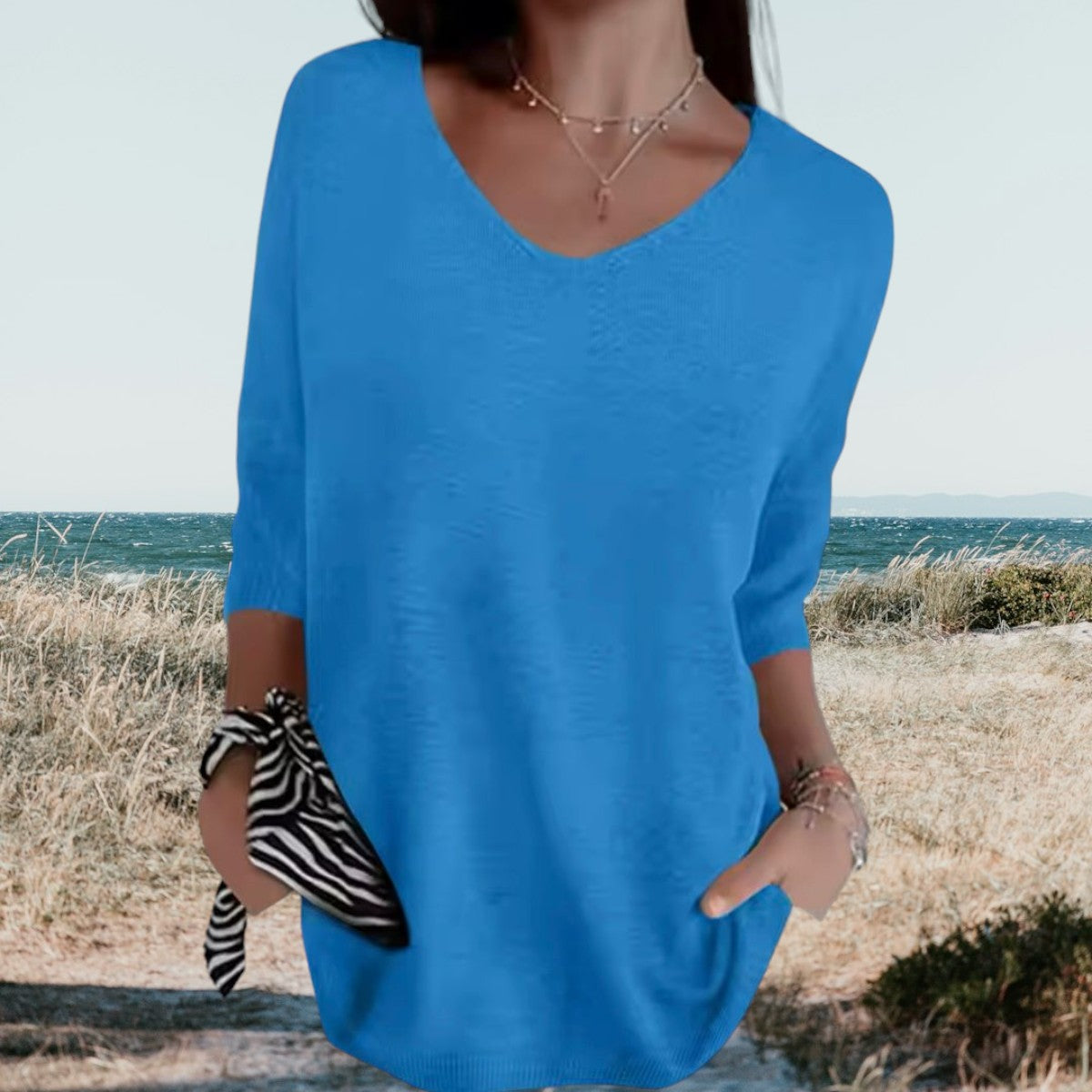 Camiseta de punto con cuello en V para verano para mujer, ligera, corte casual, versátil y suave – Gerda