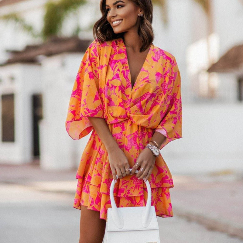 Robe Mini Ruffle Florale Boho pour Femme à Manches Chauve-Souris et Décolleté en V – Orange Rose