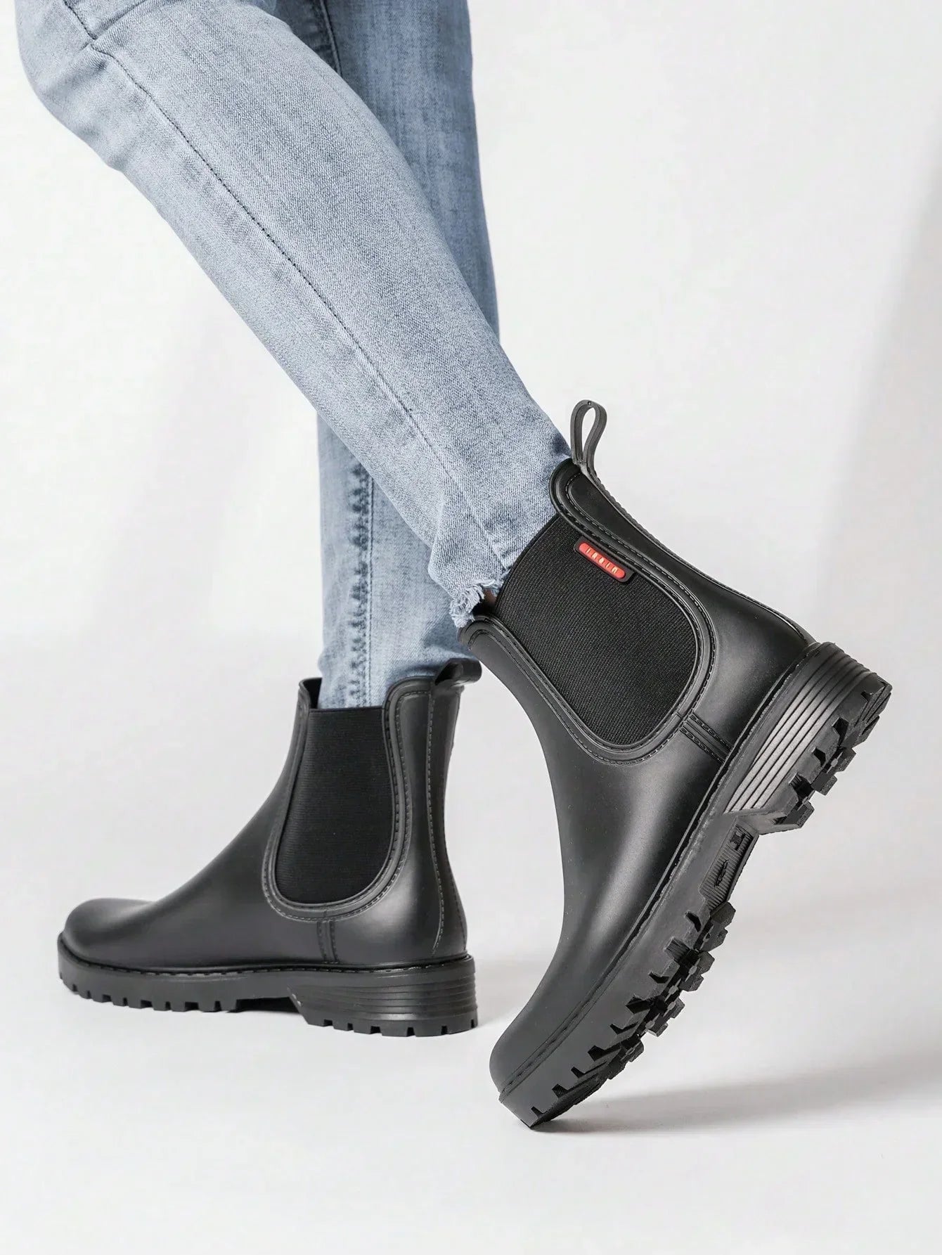 Bottes de Pluie Chelsea Femme Imperméables Antidérapantes Caoutchouc Mat - Hiverline