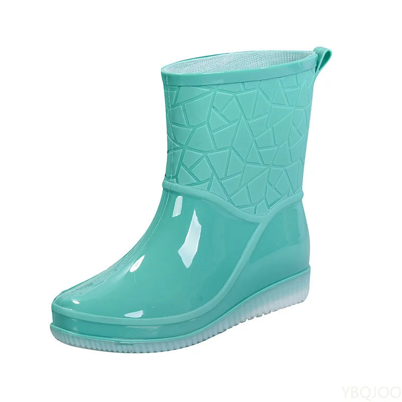 Bottes de Pluie pour Femmes à Tige Mi-Mollet et Motif Géométrique en Relief - Hiverline