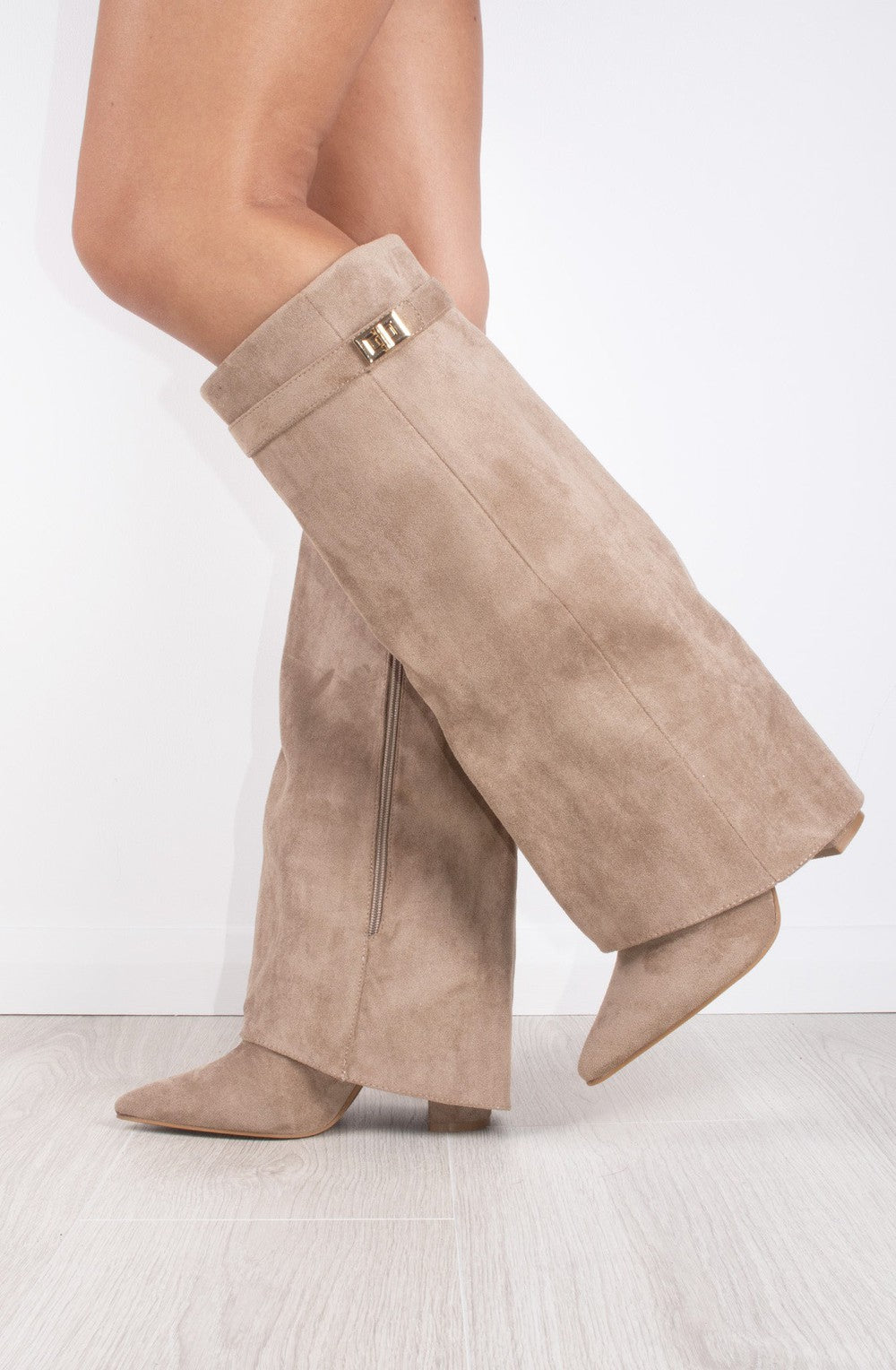 Bottes Hautes Femme à Revers en Faux Daim Bout Pointu Style Western Soirée - Hiverline
