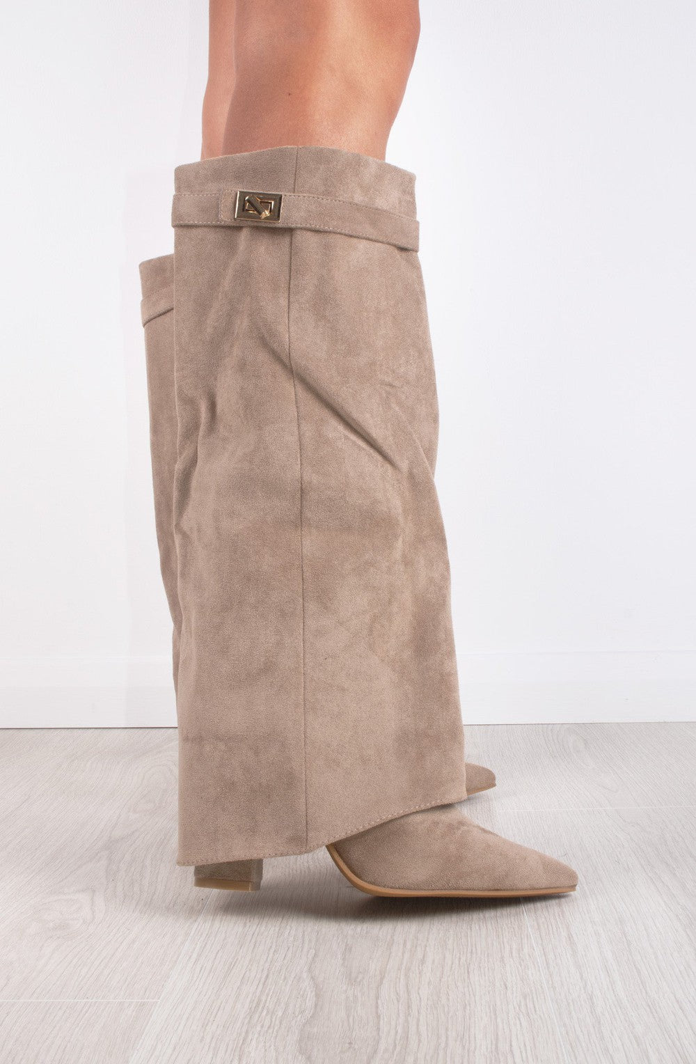 Bottes Hautes Femme à Revers en Faux Daim Bout Pointu Style Western Soirée - Hiverline