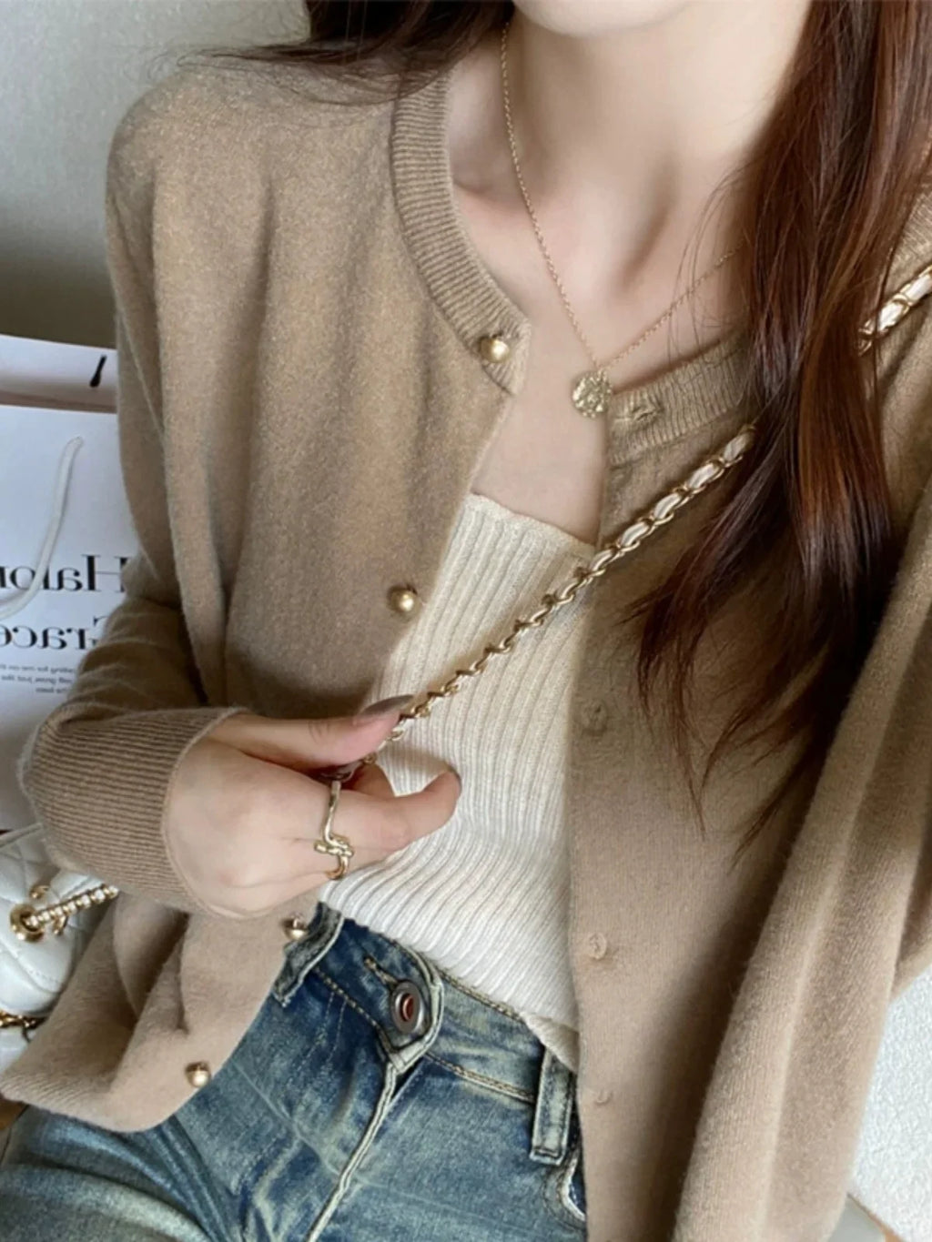 Cardigan Femme Col Rond Boutons Dorés Manches Longues Style Coréen Casual - Hiverline
