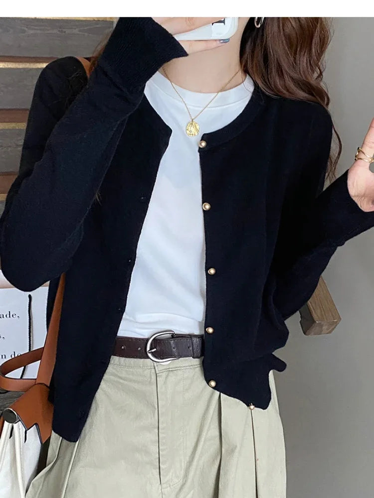 Cardigan Femme Col Rond Boutons Dorés Manches Longues Style Coréen Casual - Hiverline