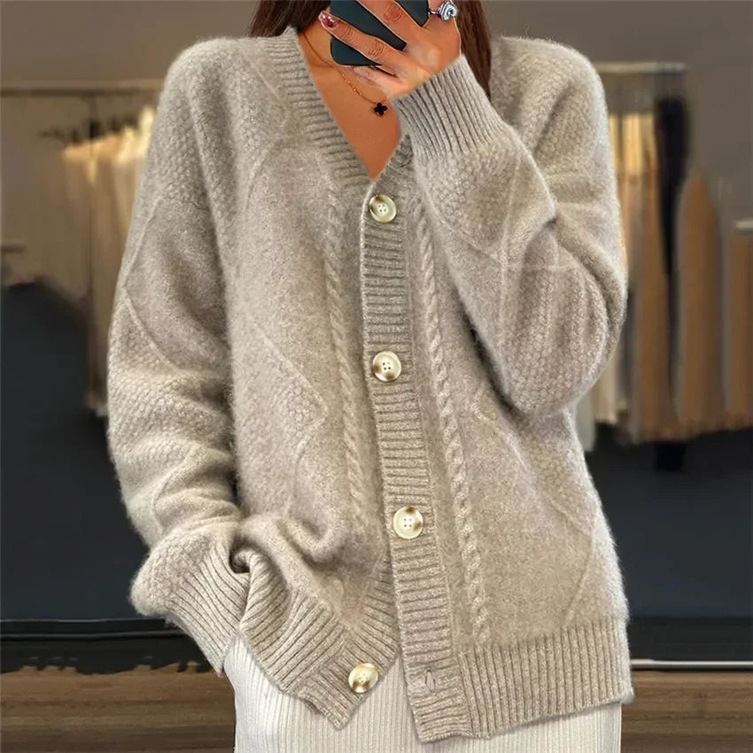 Cardigan Femme Col V Boutonné Maille Torsadée Oversize - Hiverline