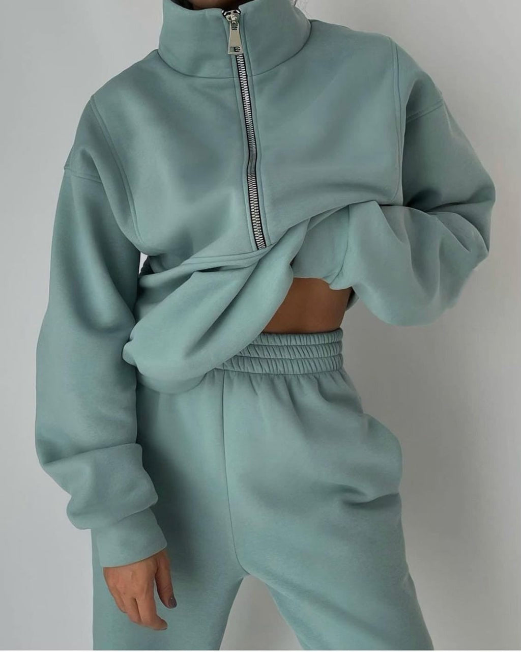 Lässiges Oversized Damen-Set aus zwei Teilen mit Kapuzen-Sweatshirt mit halbem Reißverschluss und High-Waist-Jogginghose, Streetwear Lounge Komfort – Grace