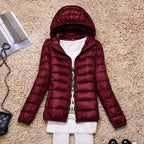 Doudoune Légère Femme à Capuche Pliable Coupe Ajustée Hiver - Hiverline
