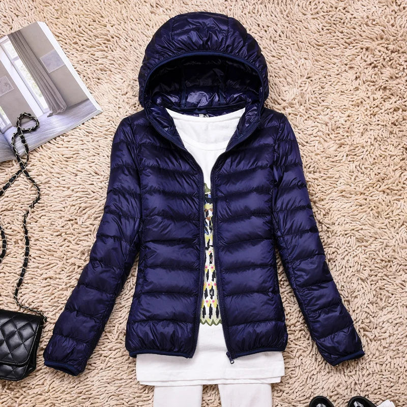 Doudoune Légère Femme à Capuche Pliable Coupe Ajustée Hiver - Hiverline