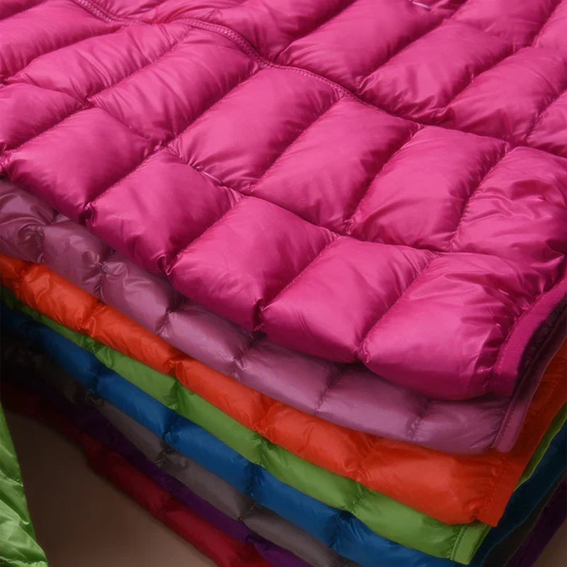Doudoune Légère Femme à Capuche Pliable Coupe Ajustée Hiver - Hiverline