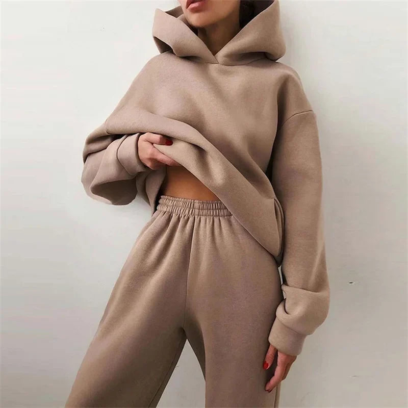 Ensemble Jogging Femme – Sweat à Capuche Oversize et Pantalon Ample - Hiverline