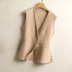Gilet sans Manches Femme à Col en V Croisé et Bouton Perle - Hiverline