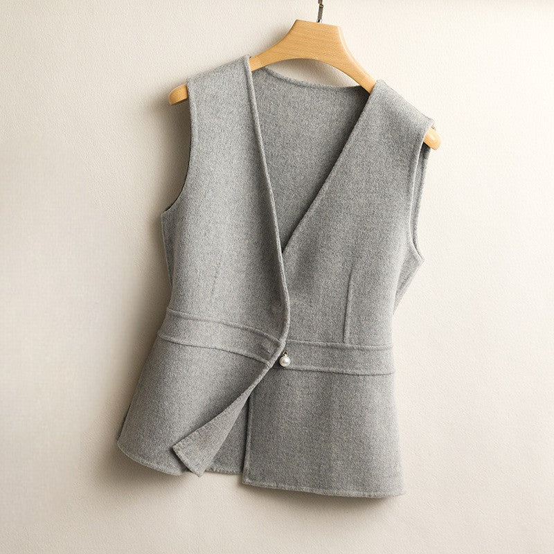 Gilet sans Manches Femme à Col en V Croisé et Bouton Perle - Hiverline