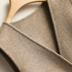 Gilet sans Manches Femme à Col en V Croisé et Bouton Perle - Hiverline