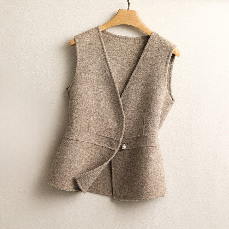 Gilet sans Manches Femme à Col en V Croisé et Bouton Perle - Hiverline